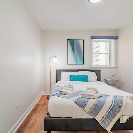 4Bedroom Gold Coast Duplex With Jacuzzi In The Bedroom And Optional Valet Parking Чикаго Экстерьер фото